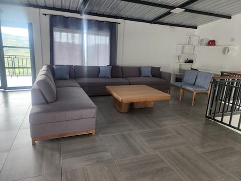 Successful Airbnb property: Panoramic View Estate, Pool and Private Jacuzzi in Dagua