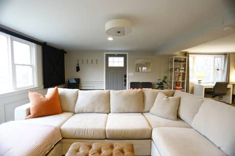 Popular Airbnb listing: Cozy Kingston Vacation Spot in Kingston