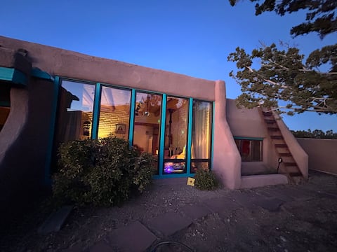 Casa of Watermelon Suenos - Artist Retreat