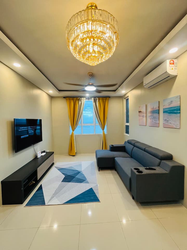 Oasis Seaview Homestay - 