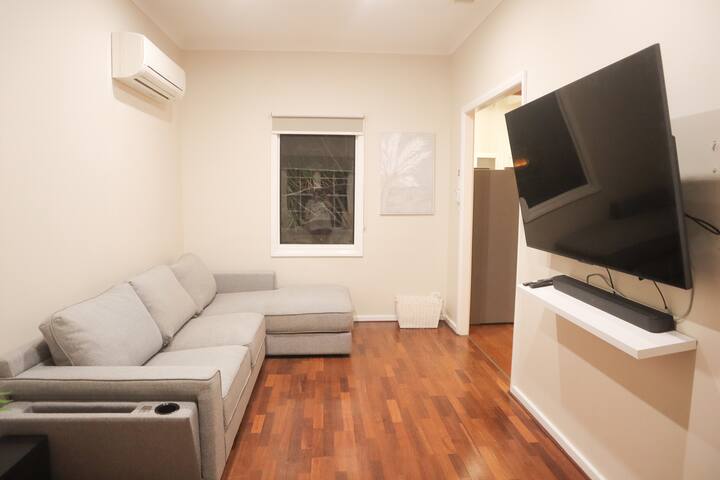 Red Earth Hideaway in Lamington gallery image 4