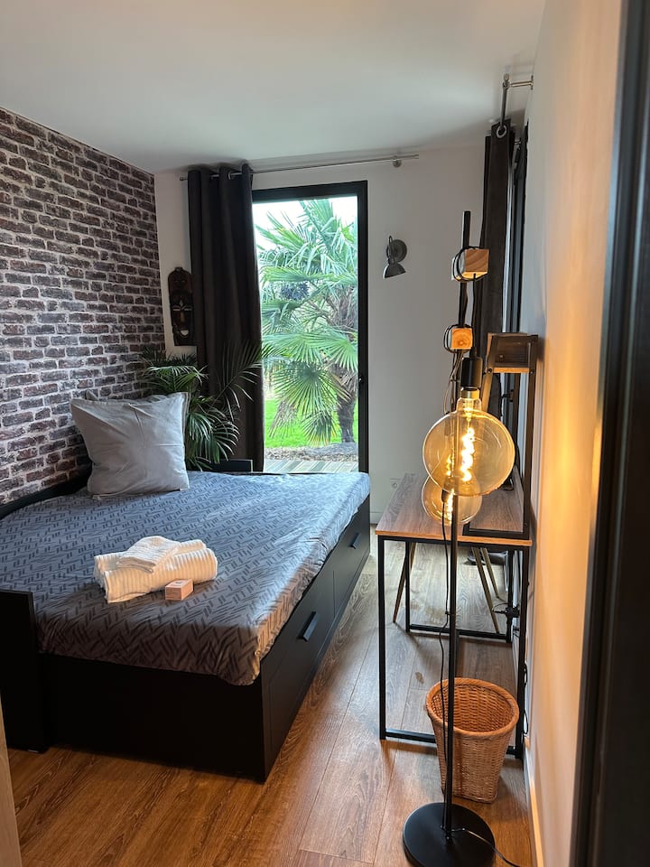 เตียงโซฟาแบบเปิดขนาดควีนไซส์ 160 x 200 ซม.