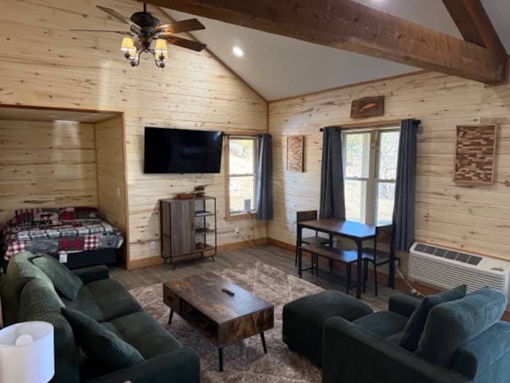 Hideaway Hut - Pagosa Springs, CO