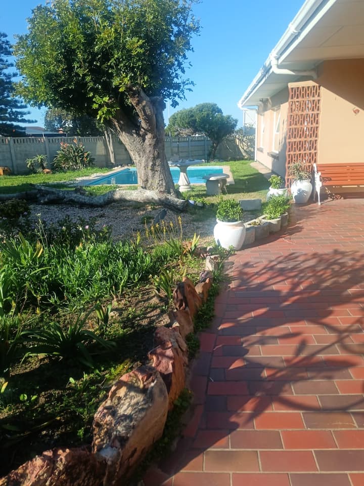 Family Home Near Beaches - Port Elizabeth