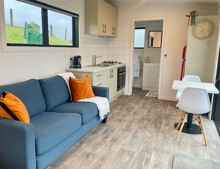 Matacabin 1,  Simple Tiny Home With A View - Matakana