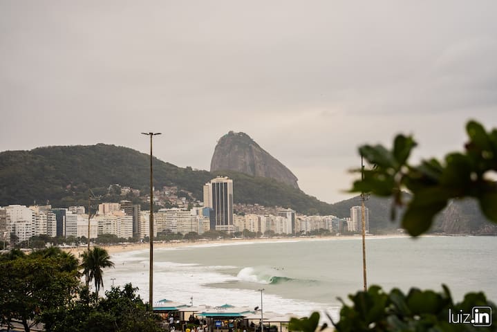 Copacabana, Av. Atlântica Posto 5 na praia