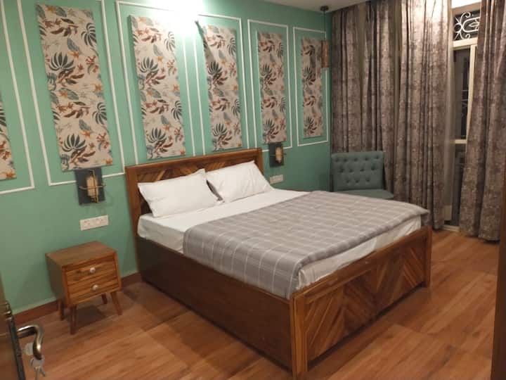 Bedroom 1 image 1