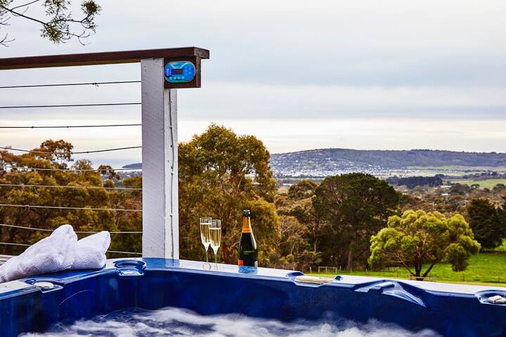 South Hampton Red Hill – The Entire Property gallery image 2