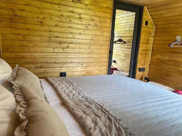 2 Single or 1 double bed