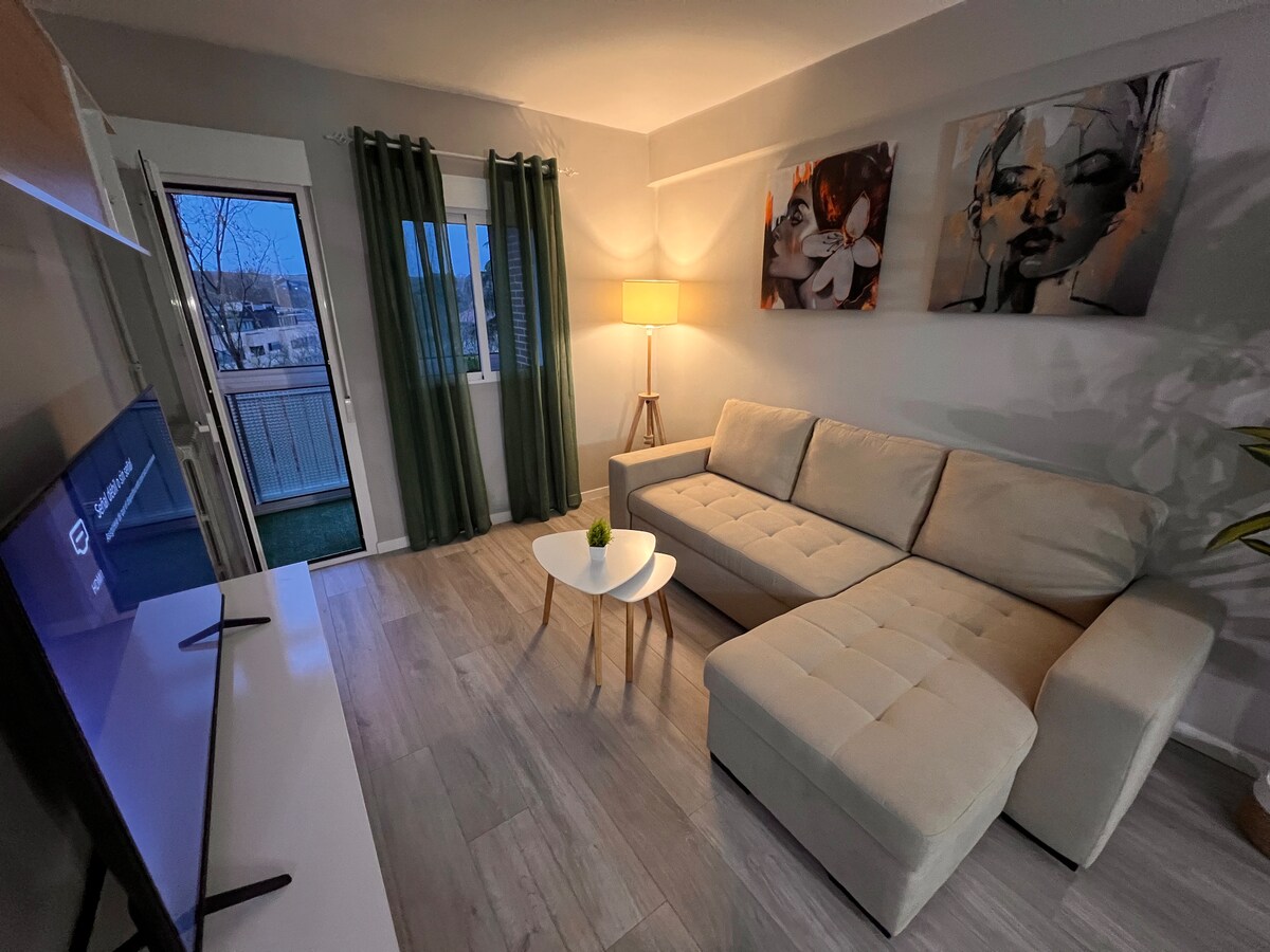 Top performing Airbnb: The Balcony of the Heather in Burgos