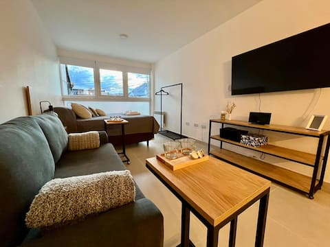 Anuncio de Airbnb popular: Brand new comfy studio in downtown en Tierra Del Fuego
