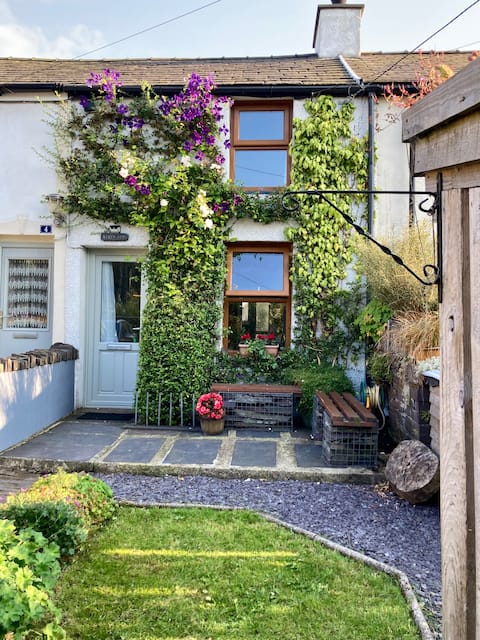 Number 3 - near Llanberis for Snowdon/ Zip World