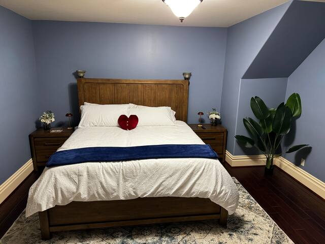 Stay In A Piece of San Jose History. gallery image 5