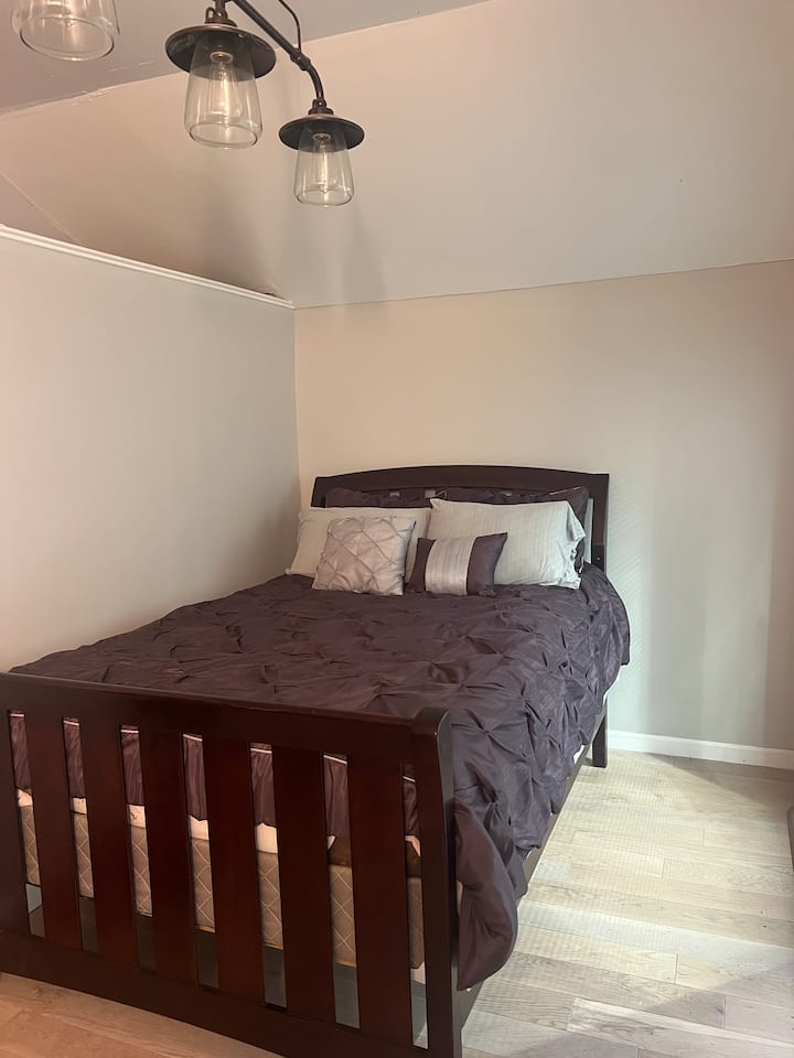 საძინებელი 4