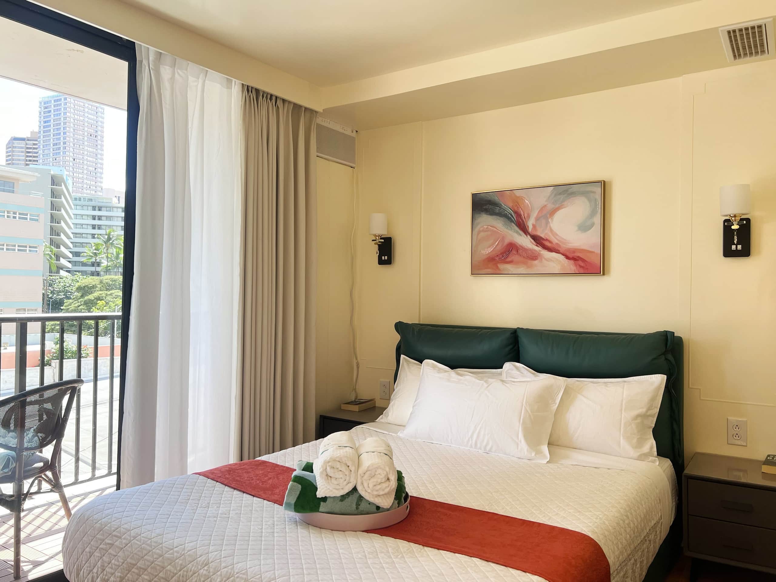 Waikiki  Legal  Apt  3b+2b-1 Free parking - Photo 21