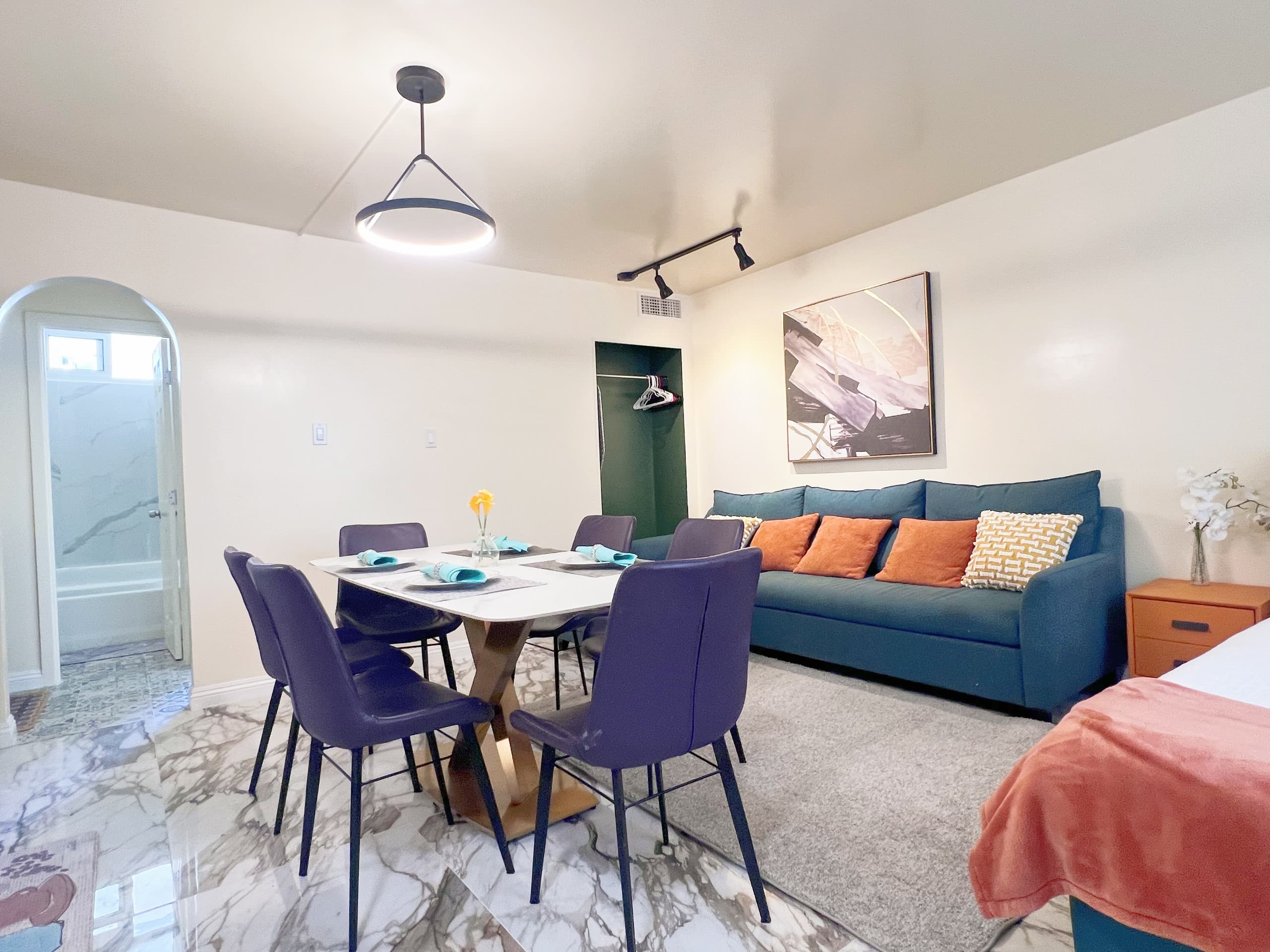 Waikiki  Legal  Apt  3b+2b-1 Free parking - Photo 7