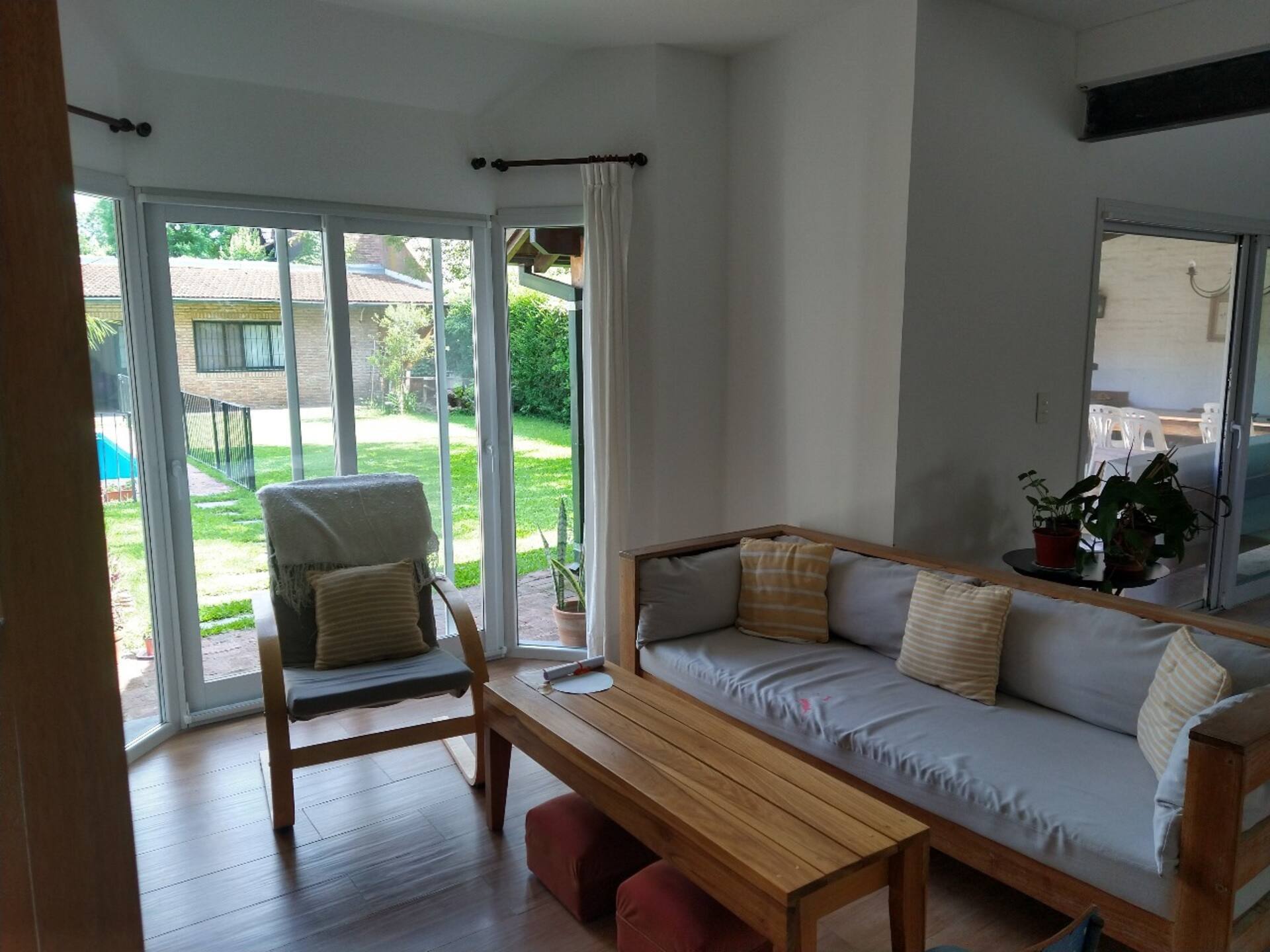 Comfortable home rental in La Horqueta. 7 people