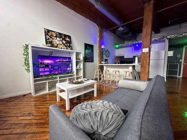 Econolofts managed Airbnb listing 2