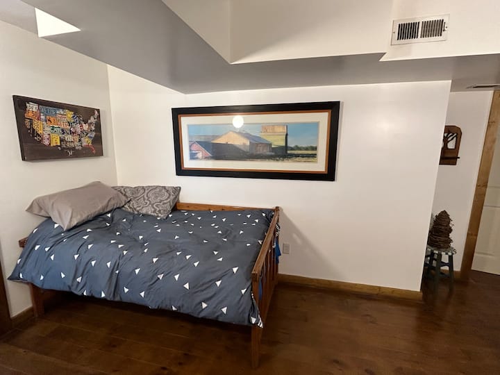 This is a twin size daybed. 