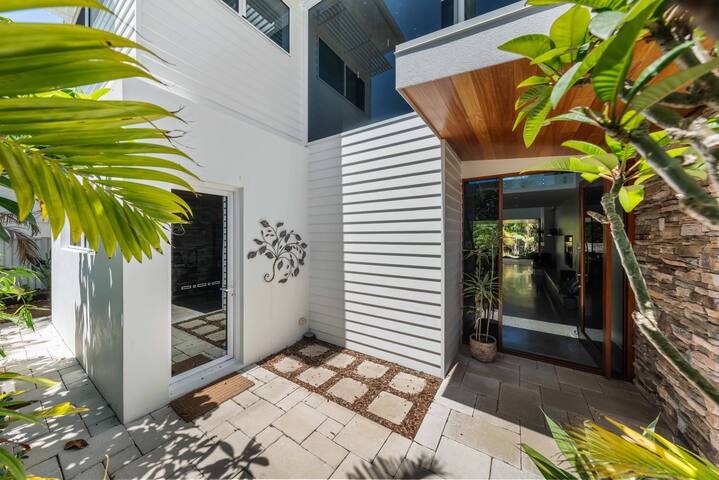 Beachfront Health Sanctuary gallery image 3