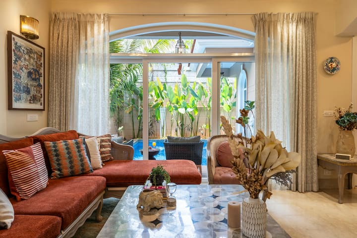 Living room image 2