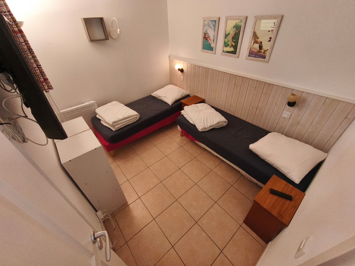 غرفة النوم 2