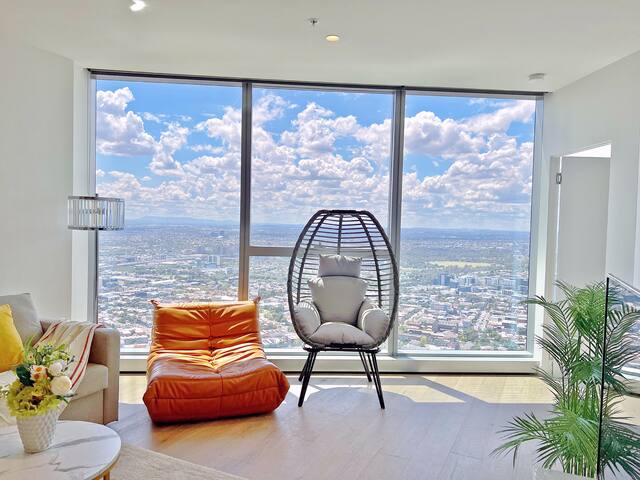 WSP Astral Horizon Heights: 270° Unveiled Grandeur gallery image 4