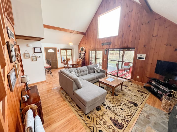River Front House In Ellijay - Ellijay, GA
