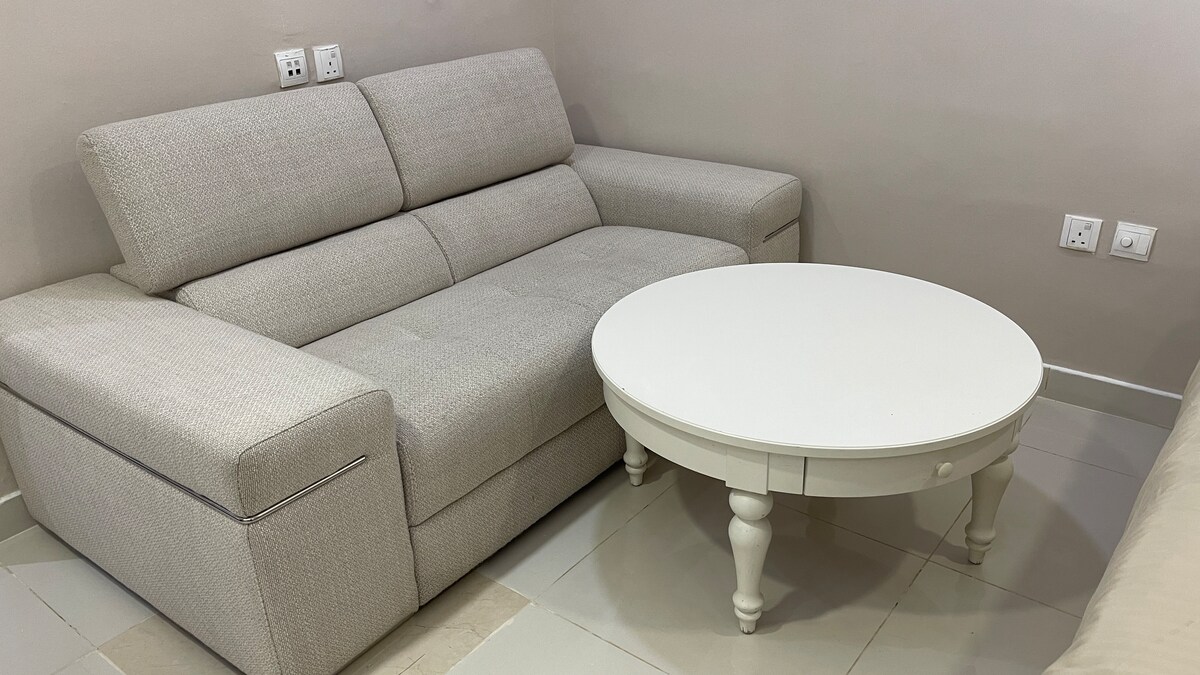 Top performing Airbnb: Modern studio near Dubai in Al Qusais Industrial Third