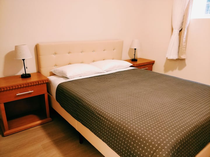 4br 2bath Basement Near Port Mann Bridge - Surrey