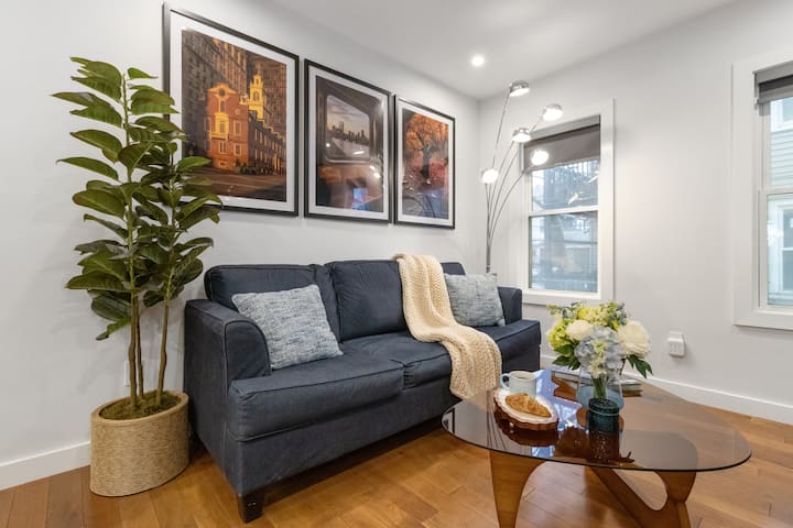 3br2bth Mit/harvard/td Garden/bos/4 Parking Spaces - Melrose, MA