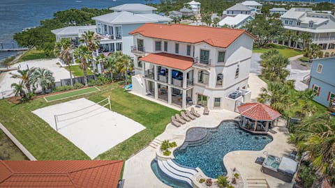 Luxury Heated Pool w/Beach, Bay, Pickleball & Boat