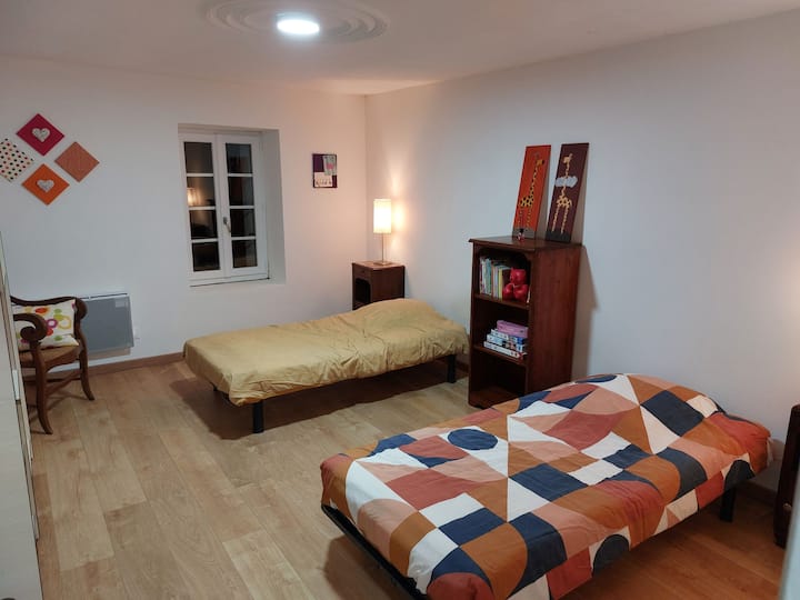 غرفة النوم 2