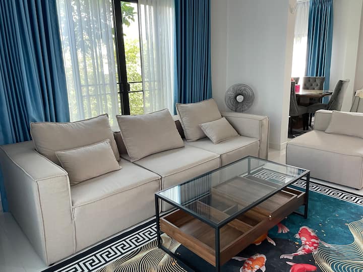 Modern & Peaceful House Near Bangkok - Sam Phran