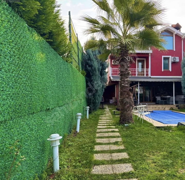 Kırkpınar’da Sıcak Havuzlu Villa - Turquia
