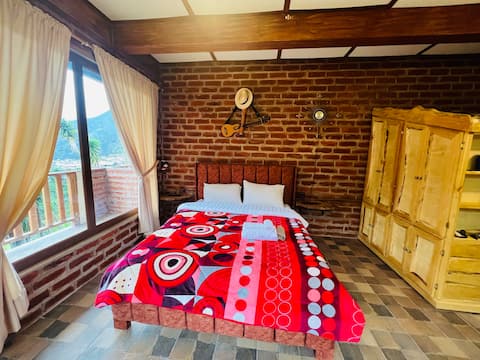 Luxury suite with balcony & magnificent view