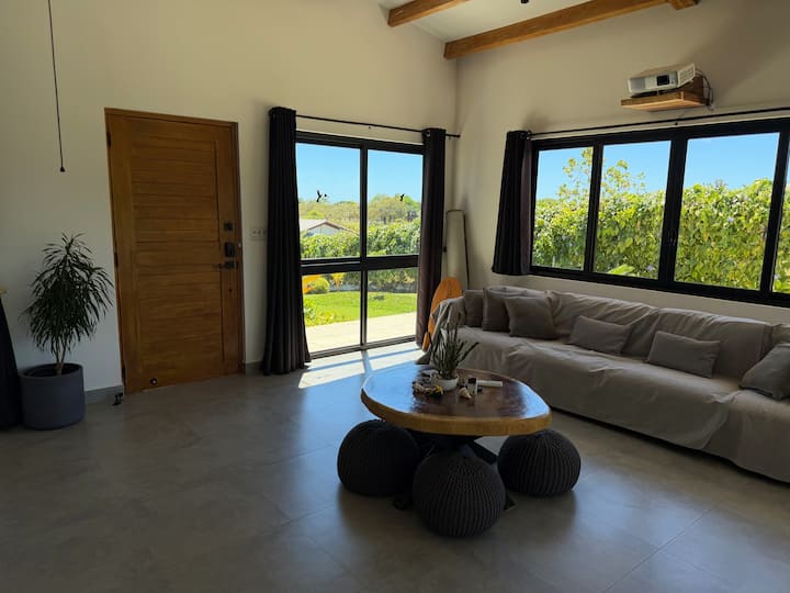New Luxury Villa - Solar Powered - Panama