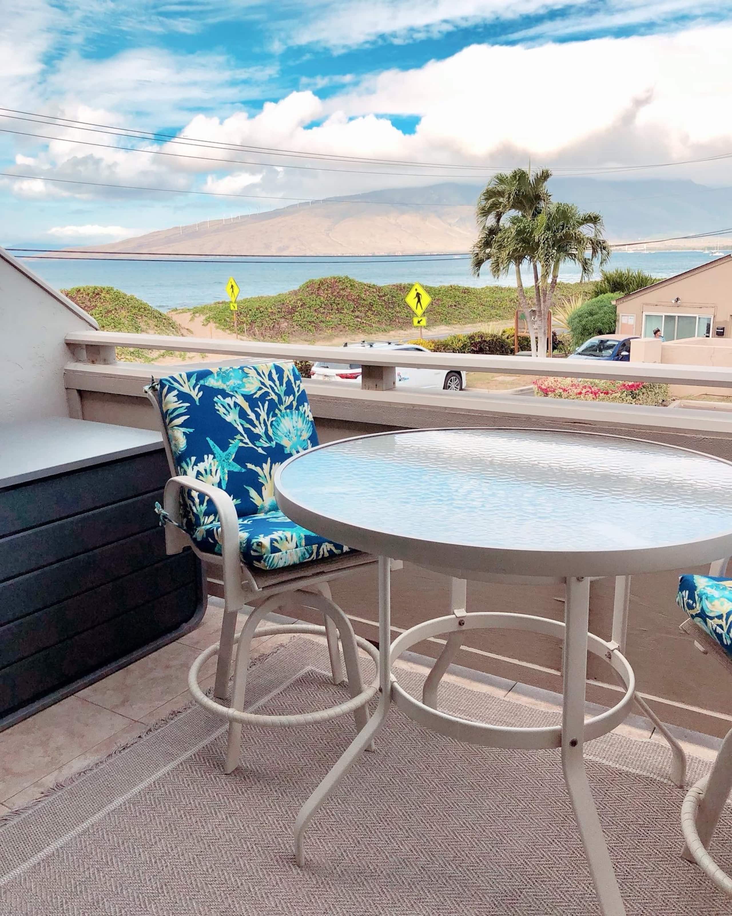 Luxury, Modern Oceanview! Beach, Pool, Hot Tub, AC - Image 36