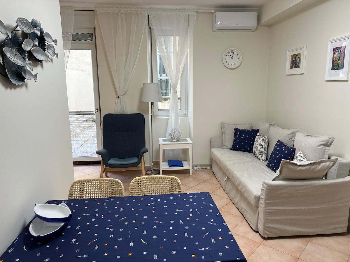 Trieste blue - Apartments for Rent in Trieste, Friuli-Venezia 