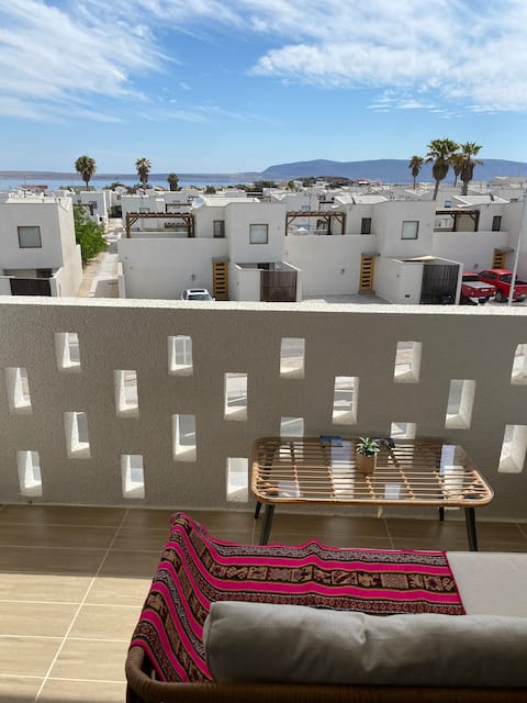 3 bedroom apartment with ocean view