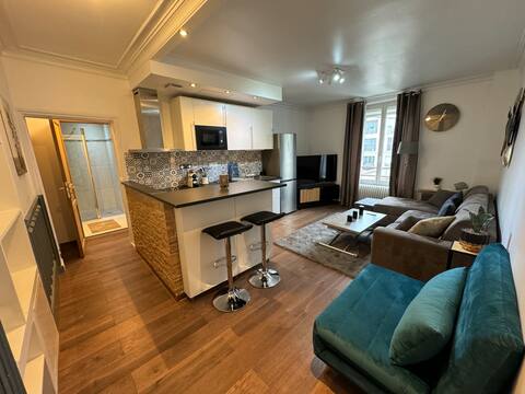 Spacious and modern apartment