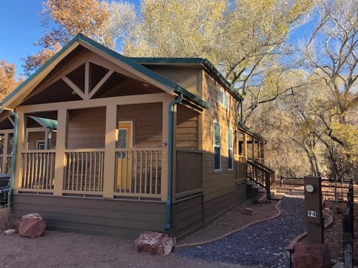 Creekside Cabin #94 Near Verde Valley Wine Trail! - Camp Verde, AZ