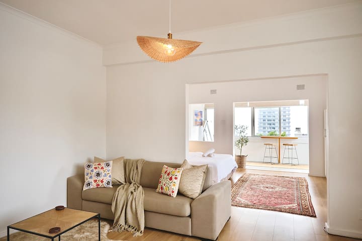 Serene Ocean View Apartment In Prime Location - Cape Town