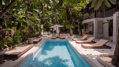 Amazing Private Pool Villa | Old City Area