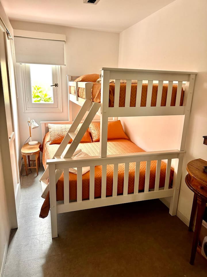 غرفة النوم 2