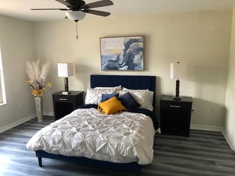 Lake City Luxury New listing whole house