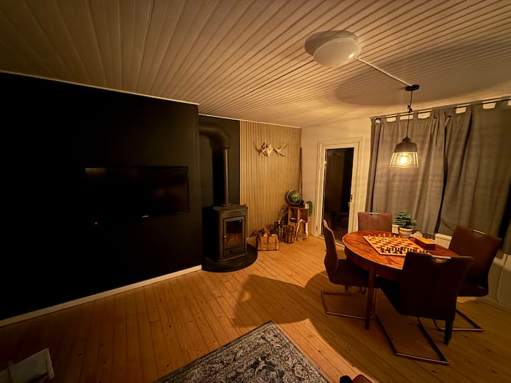 เราติดตั้งเตาเผาไม้แสนสบายไว้แล้ว!