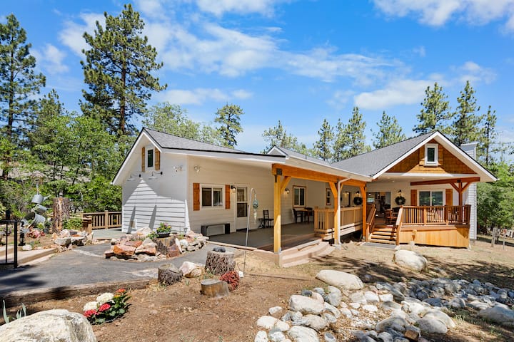 Exterior image 3