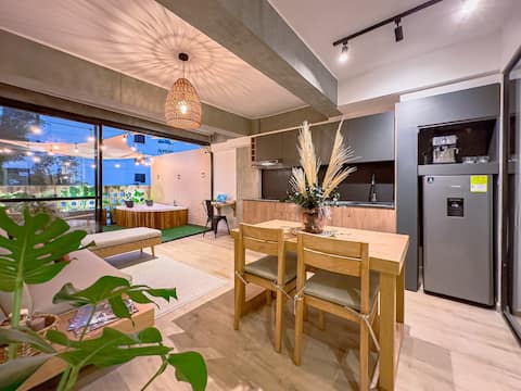 IN105 Luxury Oasis | Private Jacuzzi | 350mb WIFI