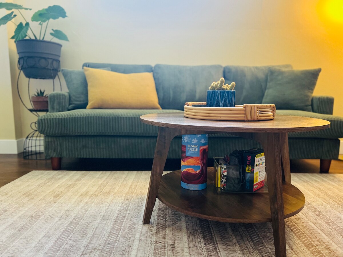 Top performing Airbnb: King Studio Close To Beaches, Trails and History! in San Carlos Park